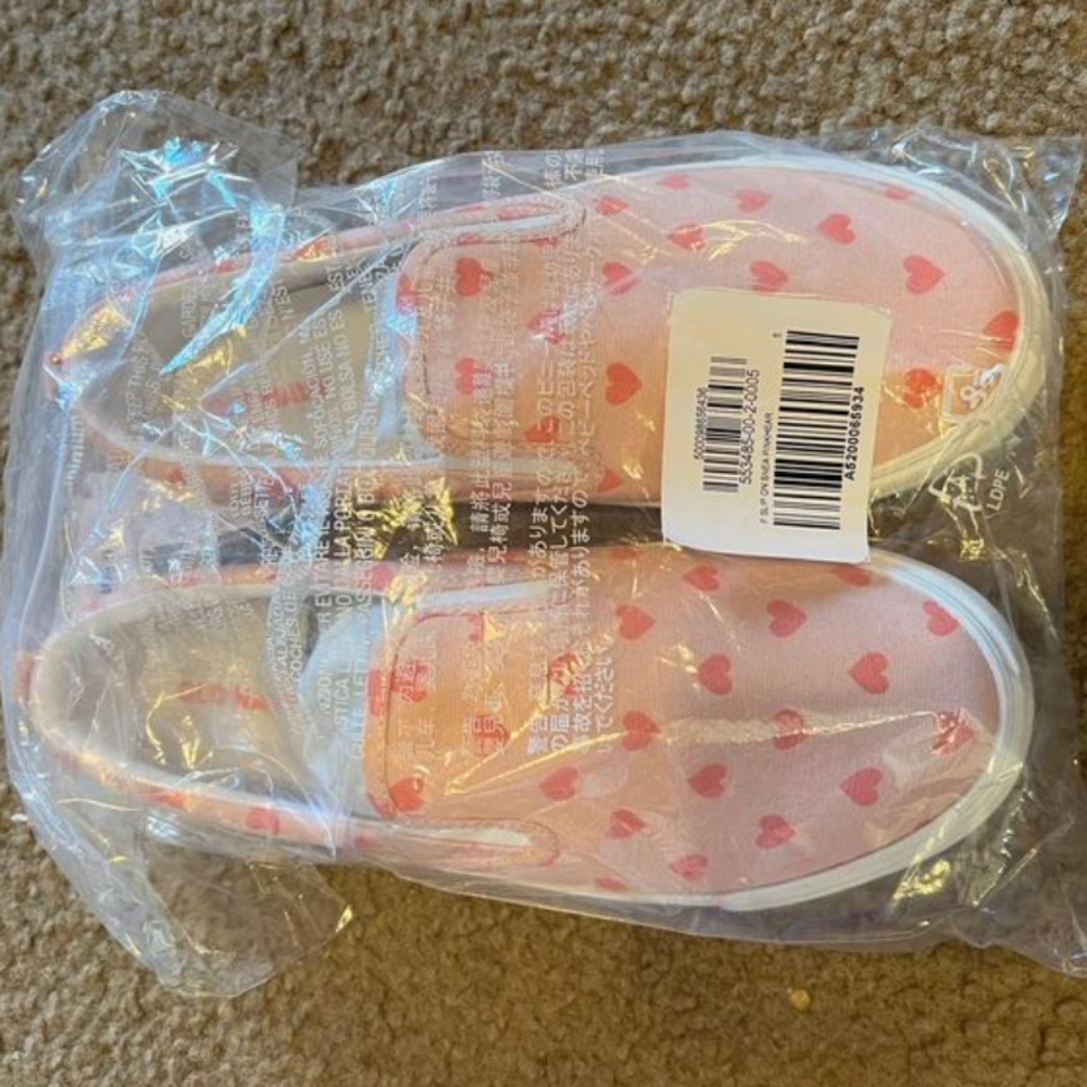 Girls 5youth old navy sneakers